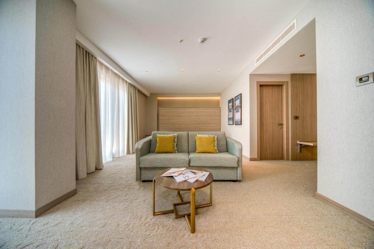 Hotel Ami Budva Petrovac Kültér fotó