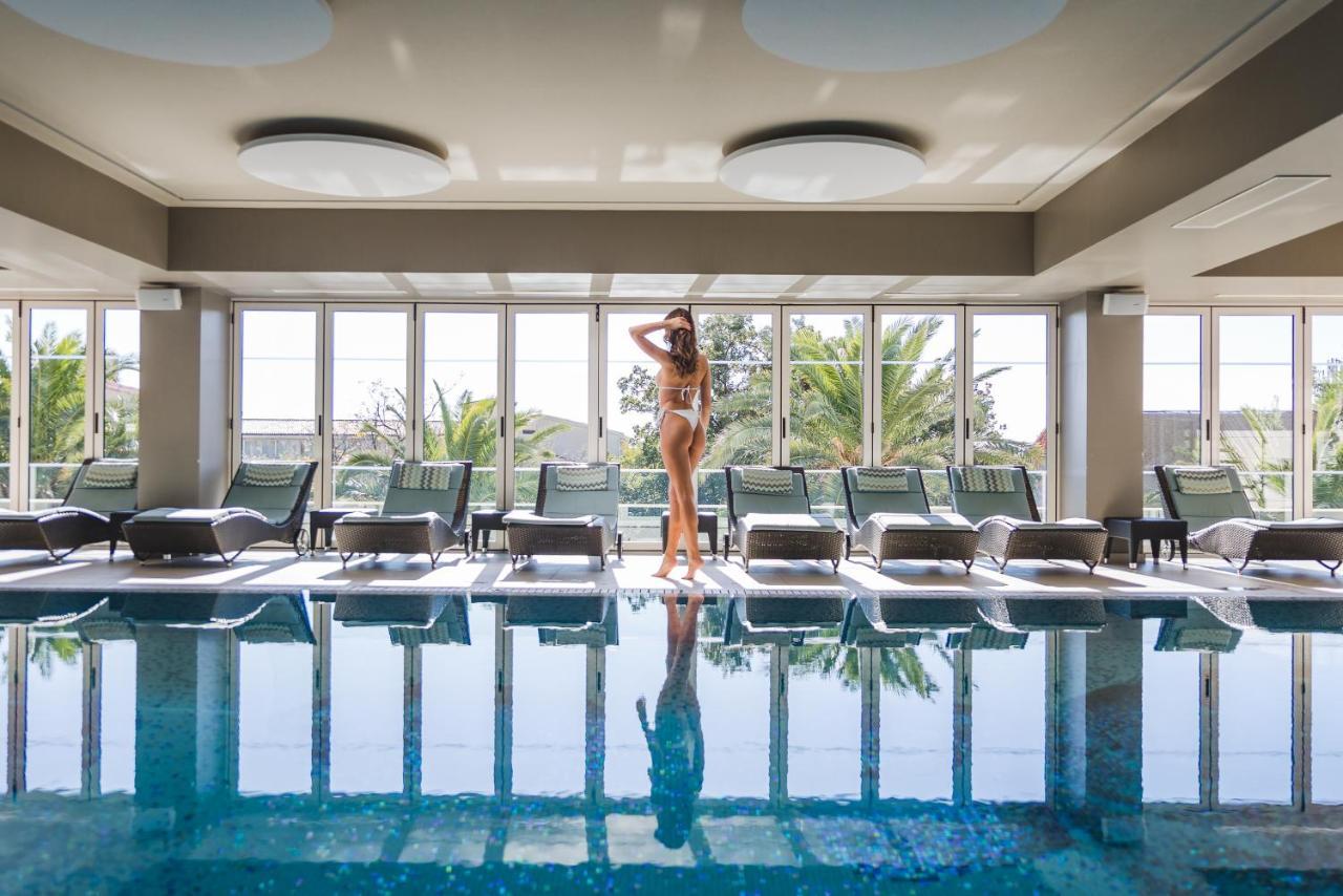 Hotel Ami Budva Petrovac Kültér fotó