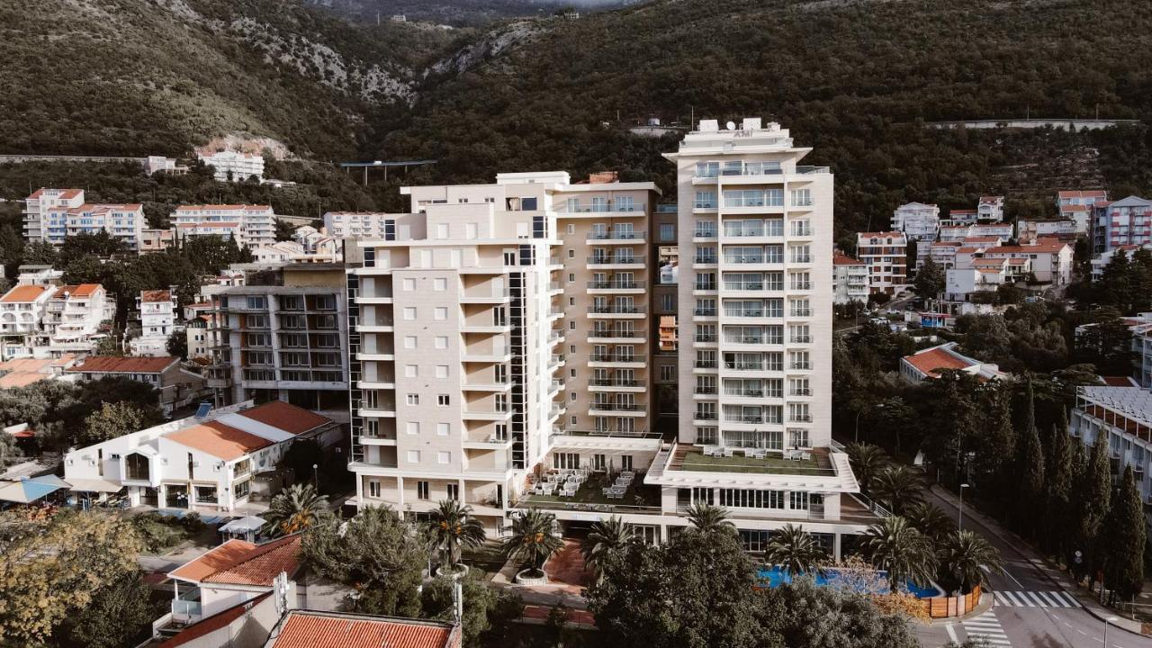 Hotel Ami Budva Petrovac Kültér fotó