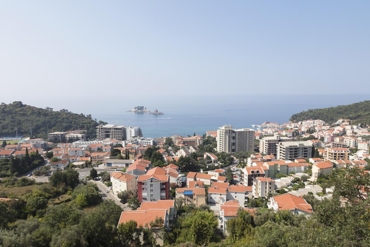 Hotel Ami Budva Petrovac Kültér fotó